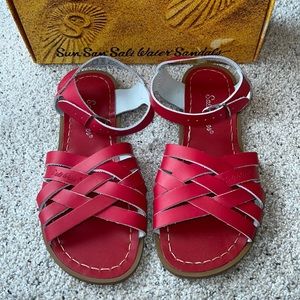 NIB SALT WATER RETRO SANDAL RED